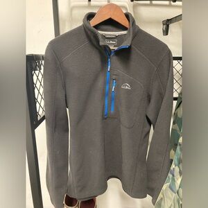 LL Bean 1/4 zip fleece pullover, black, slighly fitted, M Reg, 505089